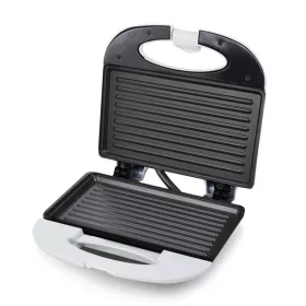   Titanum Deluxe Panini Sütő 700W - Szendvics Készítő és Grillező TKT004W