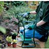 Kerti térdelő és ülőpad kombinációja, kényelmes kerti munkához