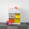 ECOTOYS fa babaház alakú gyerek polcos tároló rekeszekkel