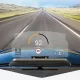 Műszerfalra helyezhető okostelefon kijelzőjét tükröző navigációs készülék