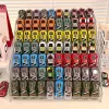 A 1/64-es skálájú Matchbox kerekes játék autó tároló dekor doboz
