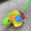 Forgó szárnyú haranghangú állat alakú fiatalok játék jármű Teknős stílus (véletlenszerű szín)