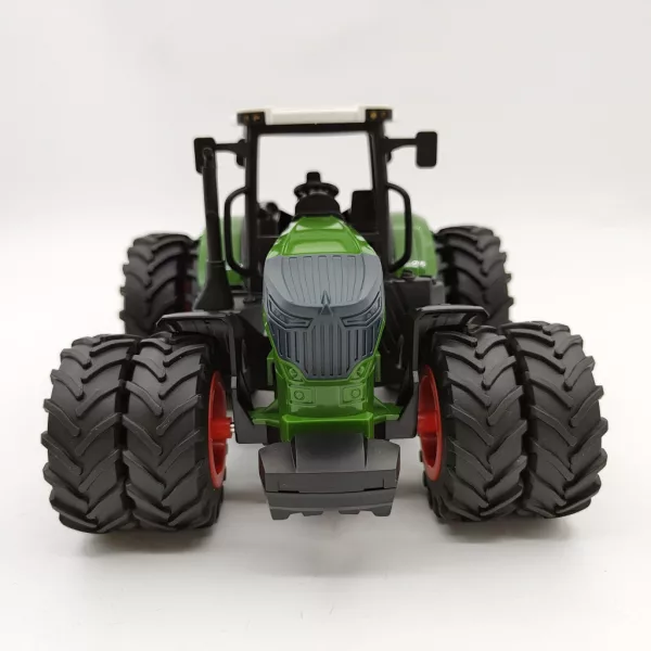 1/24 Méretarányú Nyolckerekű Játék Traktor